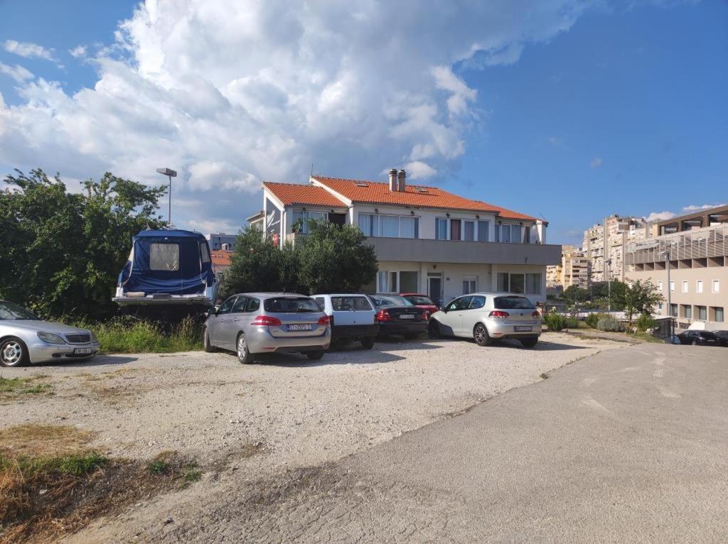 Sofia Apartment Сплит Экстерьер фото